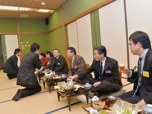 (1月例会 新年会写真2)