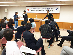 ４月例会「脳トレ・頭の体操」（写真4）